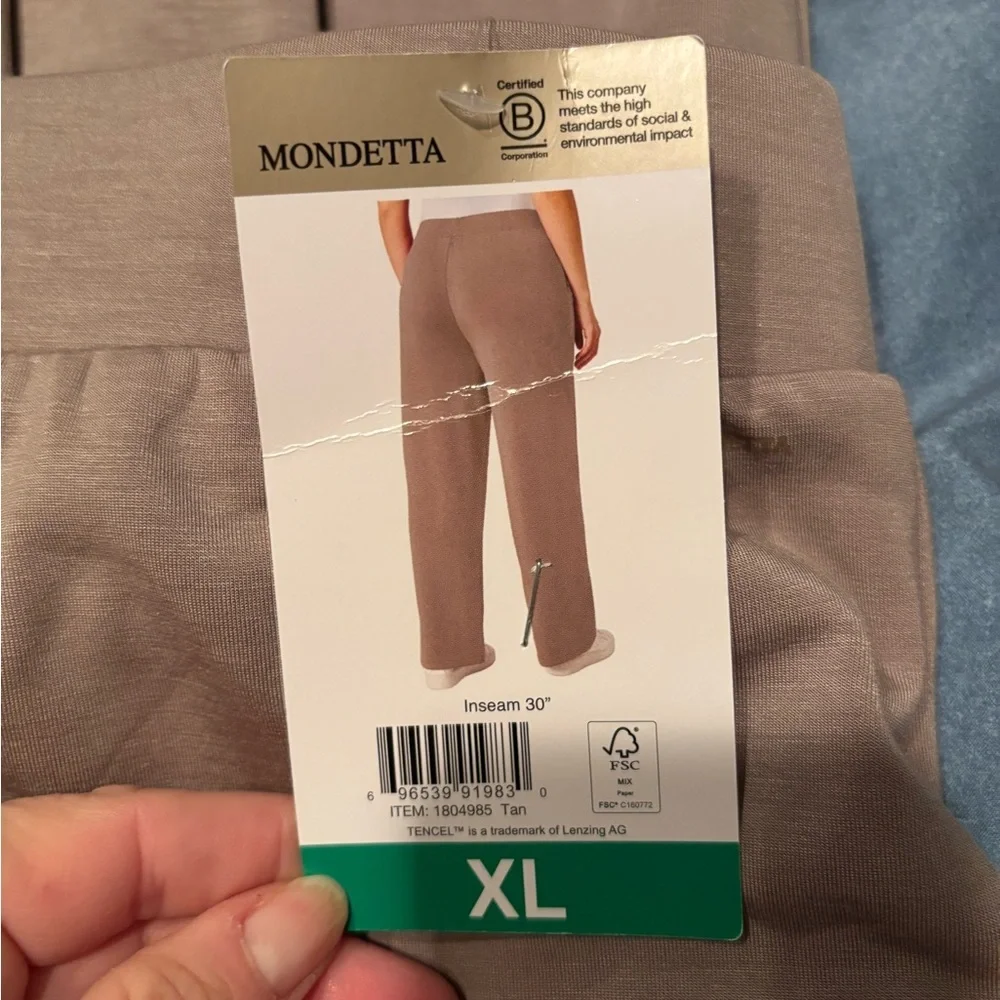 Mondetta Soft Wide Leg Pants in Beige